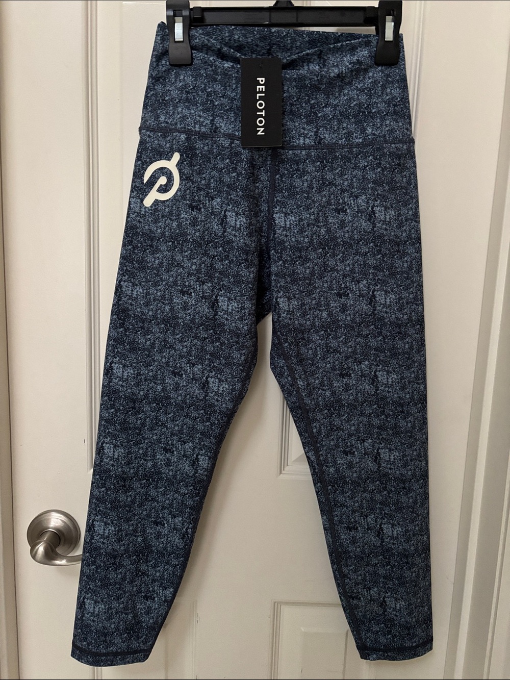 Peloton Heathered Navy Blue Performance Capri Leggings